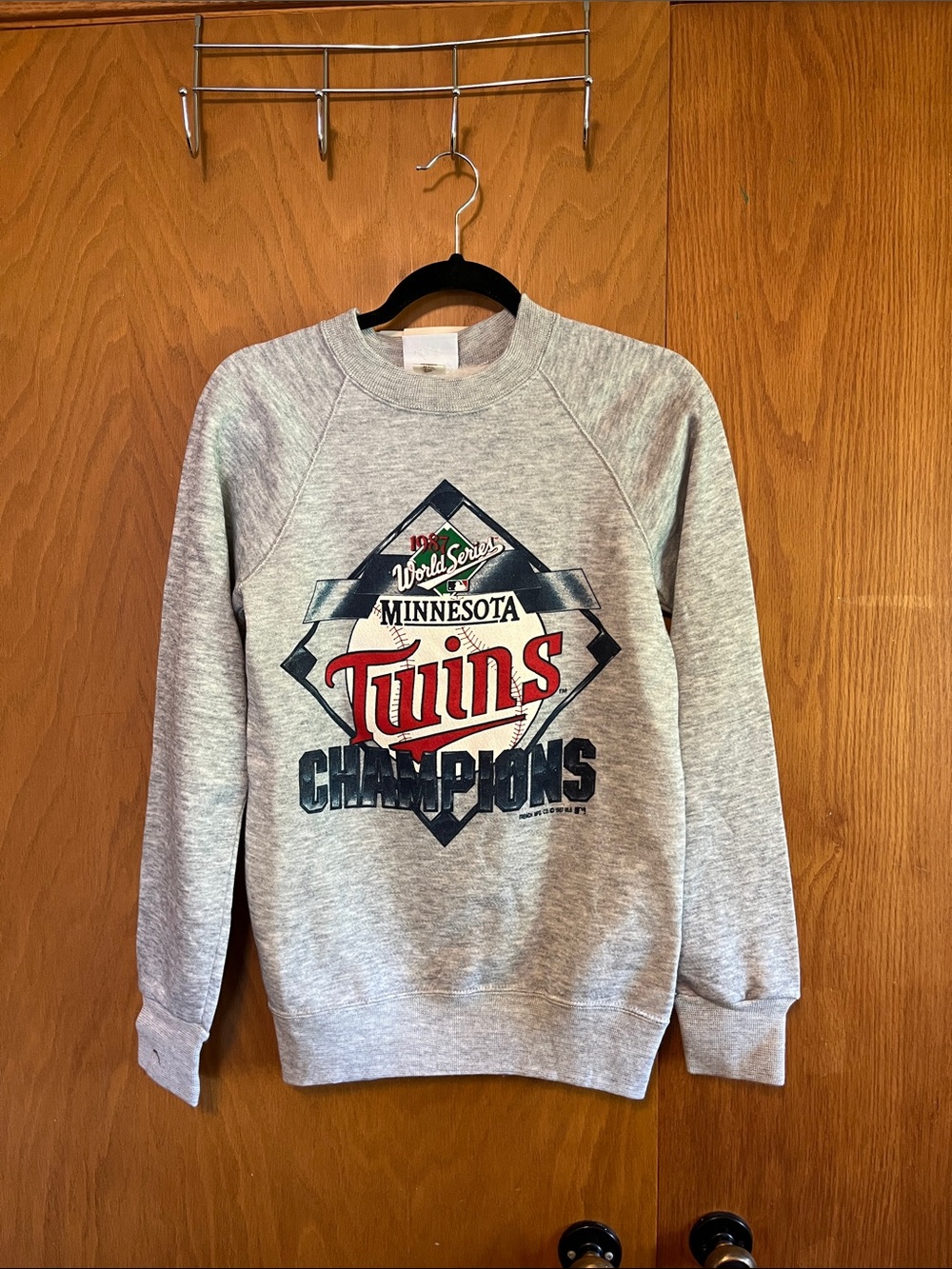 Vintage Minnesota Twins 1987 Championship Gray Crewneck
